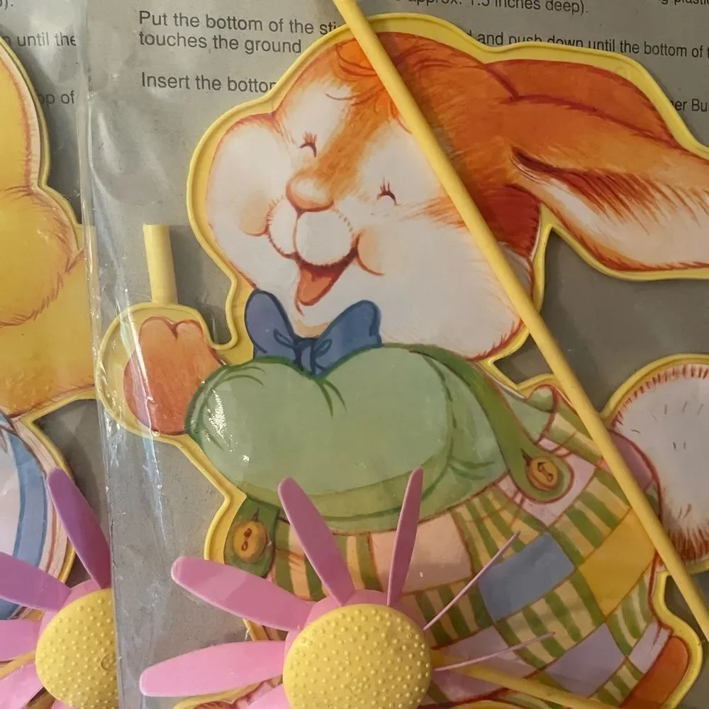 Feathers and Bloomer Bunny Forget Me Not Pinwheel Vintage Easter Yard Art Set/2!